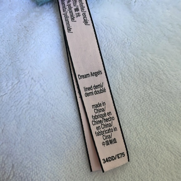 Victoria’s Secret Bra - Picture 3 of 3